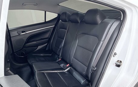 Hyundai Avante, 2018 год, 1 897 000 рублей, 28 фотография