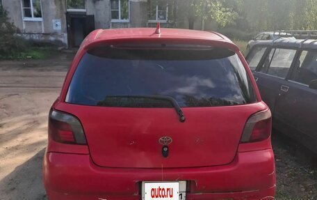 Toyota Vitz, 2000 год, 310 000 рублей, 2 фотография