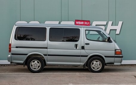 Toyota HiAce H100, 2002 год, 1 000 000 рублей, 5 фотография