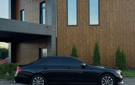 Mercedes-Benz E-Класс, 2017 год, 1 950 000 рублей, 7 фотография