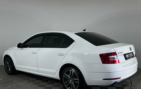 Skoda Octavia, 2018 год, 1 747 000 рублей, 8 фотография