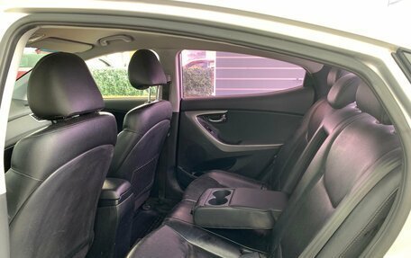 Hyundai Avante, 2011 год, 850 000 рублей, 15 фотография