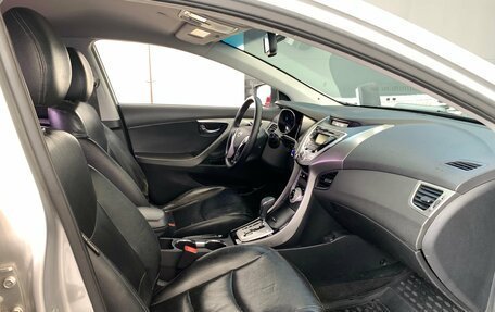 Hyundai Avante, 2011 год, 850 000 рублей, 18 фотография