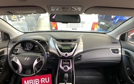 Hyundai Avante, 2011 год, 850 000 рублей, 16 фотография