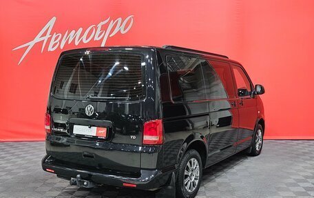 Volkswagen Caravelle T5, 2012 год, 1 835 000 рублей, 5 фотография