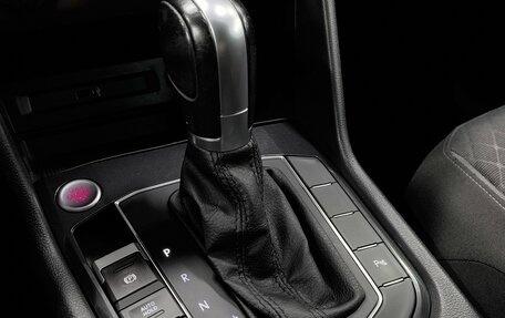 Volkswagen Tiguan II, 2017 год, 1 850 000 рублей, 15 фотография
