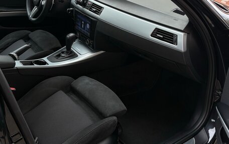 BMW 3 серия, 2010 год, 1 190 000 рублей, 23 фотография