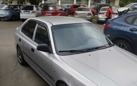 Hyundai Accent II, 2001 год, 290 000 рублей, 2 фотография