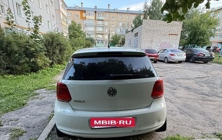 Volkswagen Polo VI (EU Market), 2011 год, 405 000 рублей, 4 фотография