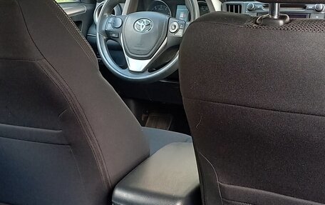 Toyota RAV4, 2016 год, 2 050 000 рублей, 9 фотография