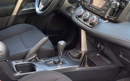 Toyota RAV4, 2016 год, 2 050 000 рублей, 7 фотография