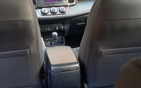 Toyota RAV4, 2016 год, 2 050 000 рублей, 13 фотография