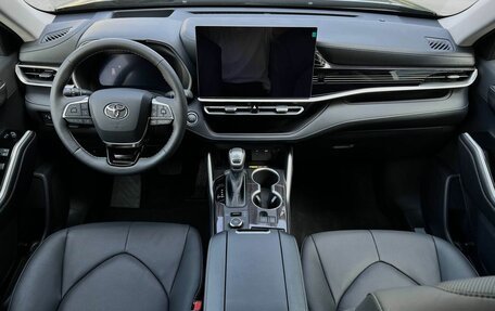 Toyota Highlander, 2025 год, 5 150 000 рублей, 10 фотография