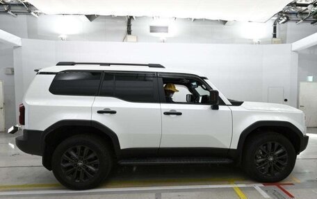 Toyota Land Cruiser Prado, 2025 год, 7 900 000 рублей, 4 фотография