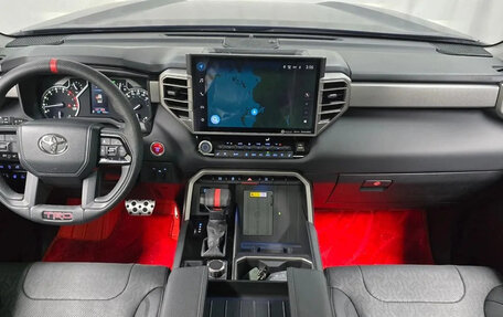 Toyota Tundra, 2022 год, 7 600 000 рублей, 5 фотография