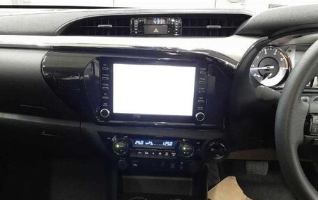 Toyota Hilux VIII, 2026 год, 4 670 000 рублей, 10 фотография