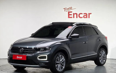 Volkswagen T-Roc I, 2023 год, 2 250 000 рублей, 1 фотография