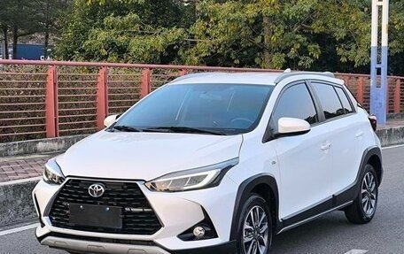 Toyota Yaris XP150 рестайлинг, 2023 год, 1 400 000 рублей, 1 фотография
