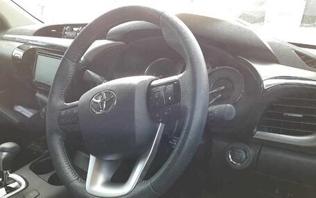 Toyota Hilux VIII, 2024 год, 4 400 000 рублей, 4 фотография