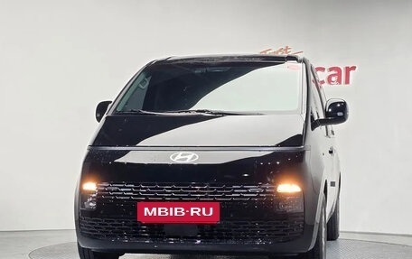 Hyundai Staria, 2025 год, 3 700 000 рублей, 3 фотография