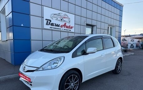 Honda Fit III, 2012 год, 897 000 рублей, 2 фотография