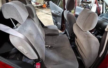 Toyota Corolla Spacio II, 2003 год, 491 200 рублей, 29 фотография