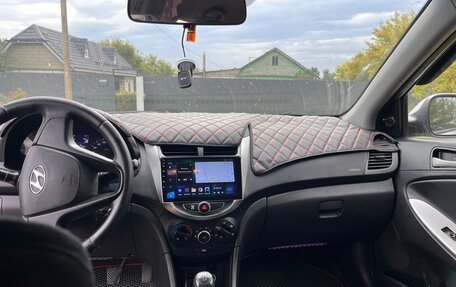 Hyundai Solaris II рестайлинг, 2016 год, 730 000 рублей, 7 фотография