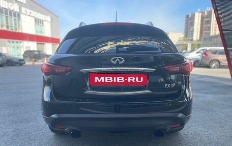 Infiniti FX II, 2012 год, 1 650 000 рублей, 5 фотография