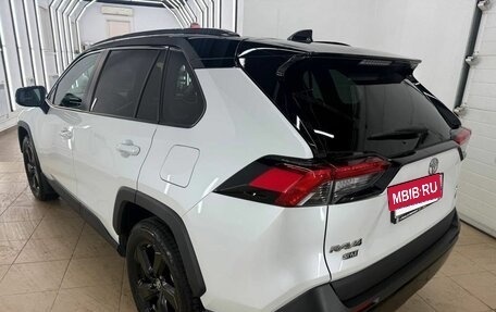 Toyota RAV4, 2020 год, 4 198 000 рублей, 4 фотография