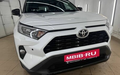 Toyota RAV4, 2020 год, 4 198 000 рублей, 11 фотография
