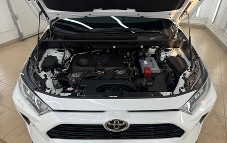 Toyota RAV4, 2020 год, 4 198 000 рублей, 21 фотография