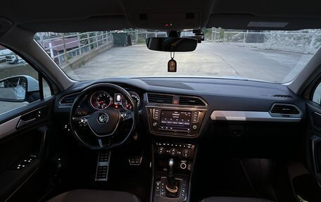 Volkswagen Tiguan II, 2017 год, 1 850 000 рублей, 10 фотография