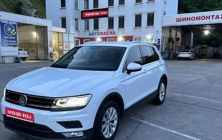 Volkswagen Tiguan II, 2017 год, 1 850 000 рублей, 1 фотография