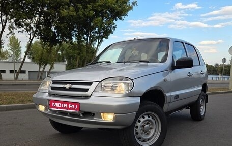 Chevrolet Niva I рестайлинг, 2006 год, 289 000 рублей, 1 фотография