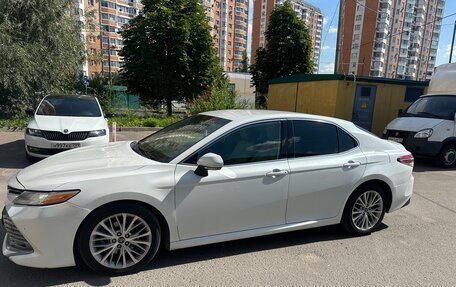 Toyota Camry, 2018 год, 1 620 000 рублей, 8 фотография