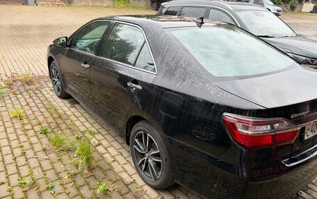 Toyota Camry, 2017 год, 1 999 900 рублей, 6 фотография