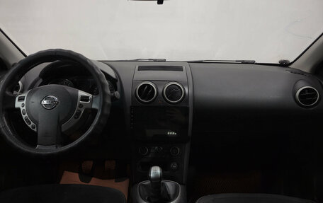 Nissan Qashqai, 2011 год, 900 000 рублей, 13 фотография