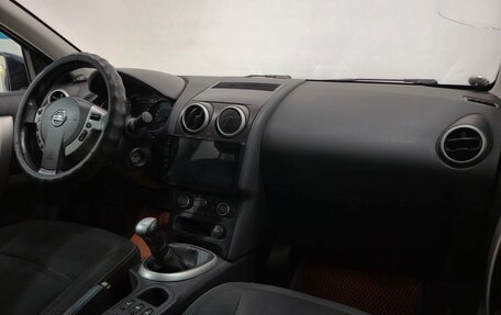 Nissan Qashqai, 2011 год, 900 000 рублей, 15 фотография
