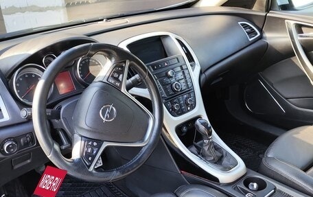 Opel Astra J, 2011 год, 850 000 рублей, 8 фотография