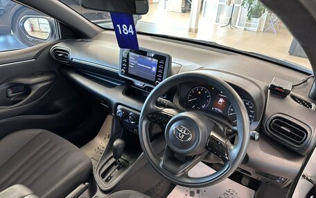 Toyota Yaris, 2021 год, 1 249 900 рублей, 10 фотография