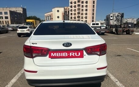 KIA Rio III рестайлинг, 2015 год, 550 000 рублей, 4 фотография