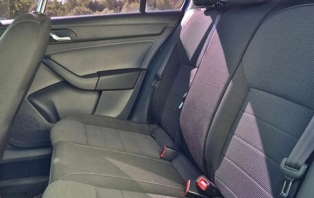 Skoda Rapid I, 2014 год, 1 170 000 рублей, 20 фотография