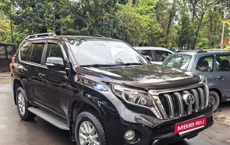 Toyota Land Cruiser Prado 150 рестайлинг 2, 2016 год, 4 200 000 рублей, 3 фотография