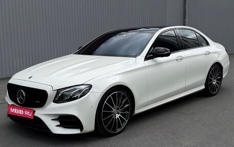 Mercedes-Benz E-Класс, 2016 год, 4 200 000 рублей, 1 фотография