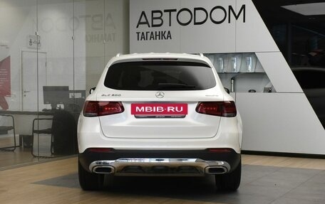 Mercedes-Benz GLC, 2019 год, 3 765 000 рублей, 6 фотография