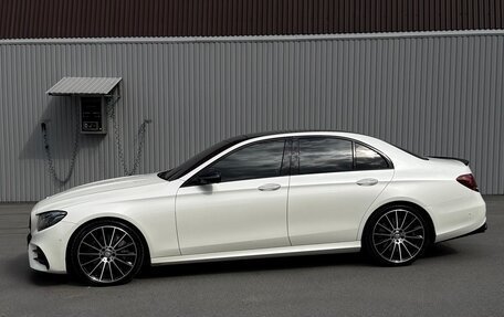 Mercedes-Benz E-Класс, 2016 год, 4 200 000 рублей, 4 фотография