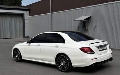 Mercedes-Benz E-Класс, 2016 год, 4 200 000 рублей, 5 фотография