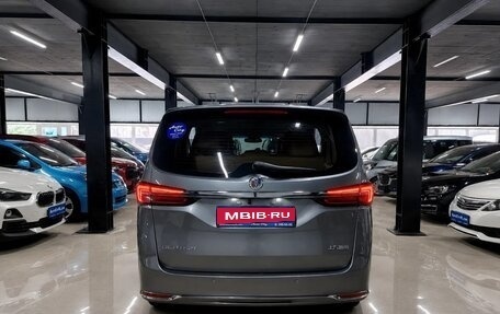 Buick GL8 III, 2021 год, 3 495 000 рублей, 5 фотография