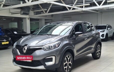 Renault Kaptur I рестайлинг, 2018 год, 1 488 000 рублей, 3 фотография