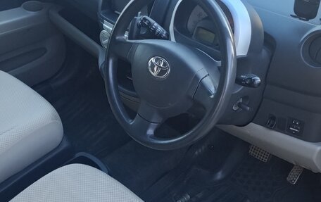 Toyota Passo III, 2004 год, 265 000 рублей, 10 фотография